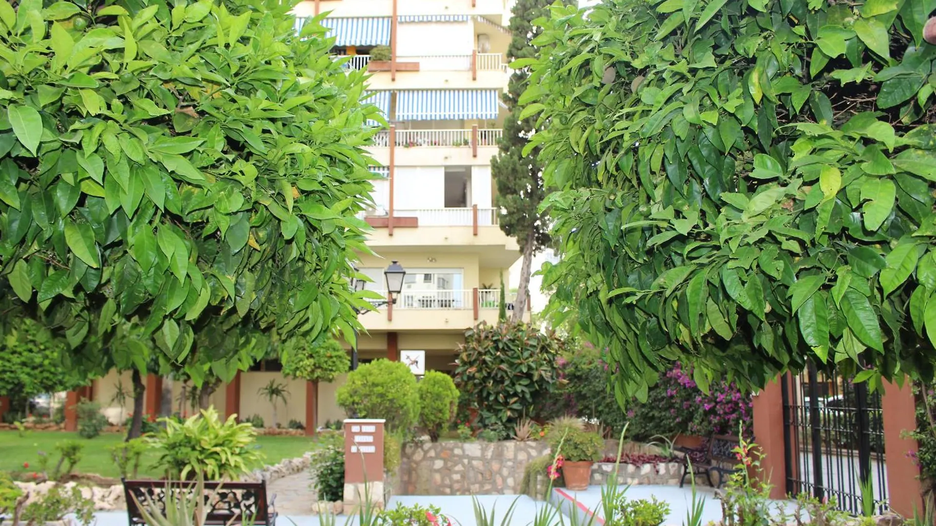 Apartamento Renovated Mikky Studio Close Beach Marbella