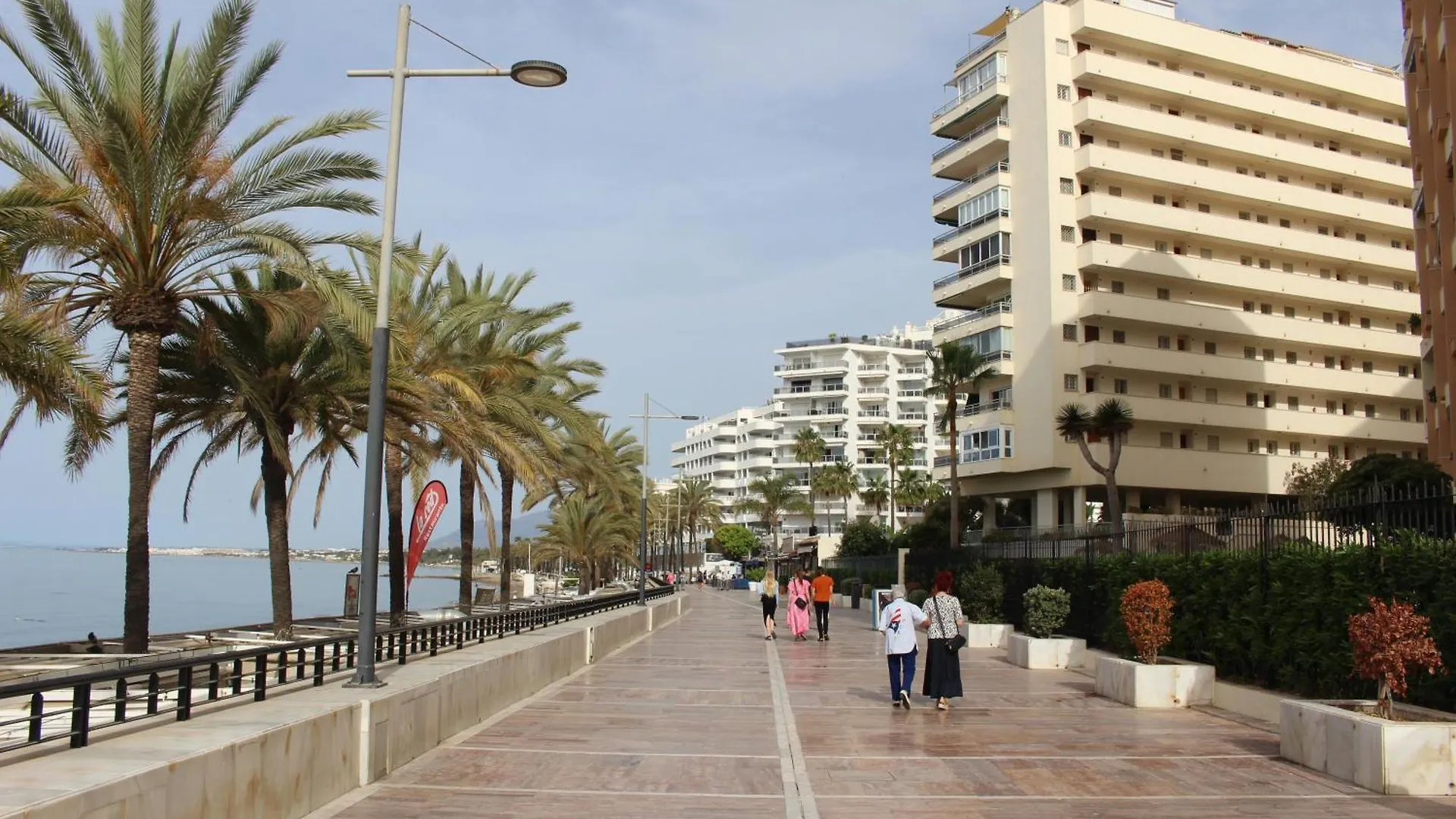 Renovated Mikky Studio Close Beach Marbella 0*,  España