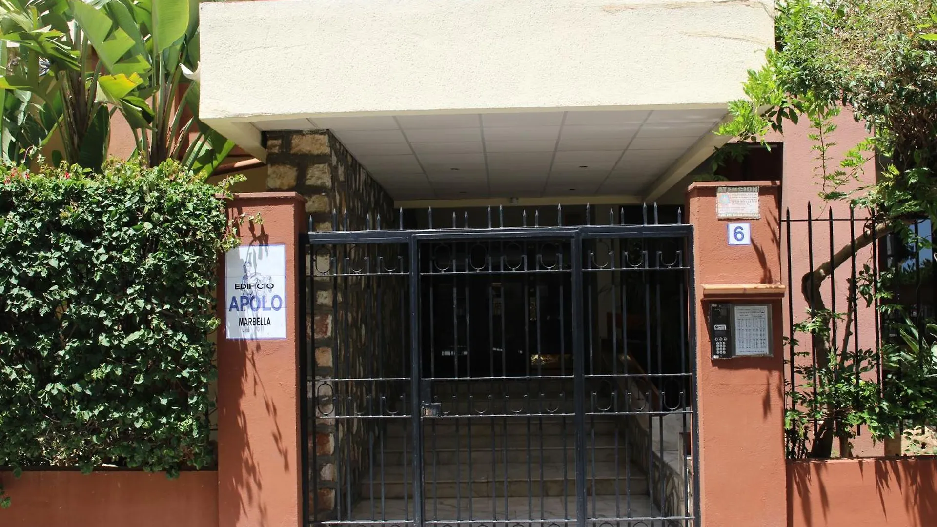 Renovated Mikky Studio Close Beach Marbella Apartamento